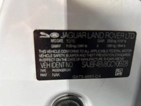 Used 2016 Jaguar XF R-Sport image 85