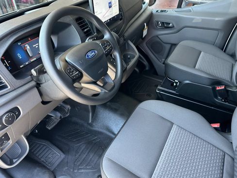New 2026 Ford Transit 250 148 Medium Roof w/ Load Area Protection Package RWD image 9