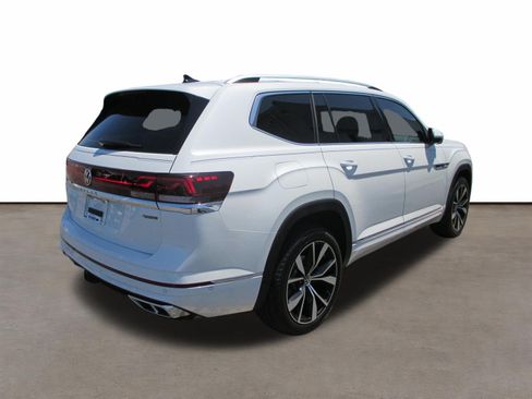 Used 2025 Volkswagen Atlas SEL Premium R-Line AWD/4WD image 3
