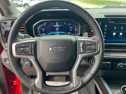 Used 2024 Chevrolet Silverado 1500 LT Trail Boss w/ Convenience Package II AWD/4WD image 10