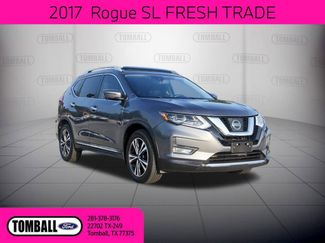 Used 2017 Nissan Rogue SL w/ SL Premium Package image 1