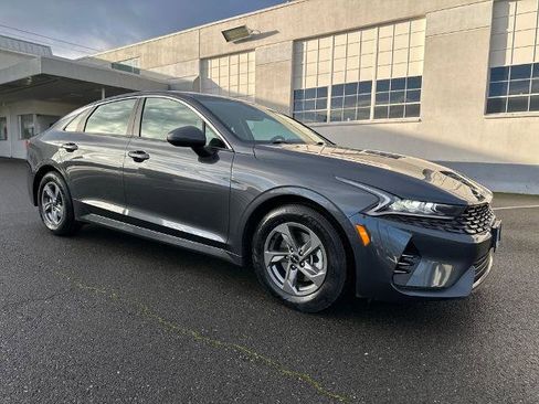 Used 2024 Kia K5 LXS image 9