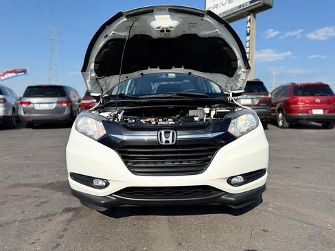 Used 2018 Honda HR-V EX image 10