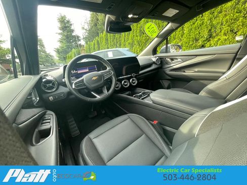 Used 2024 Chevrolet Blazer EV LT AWD/4WD image 41