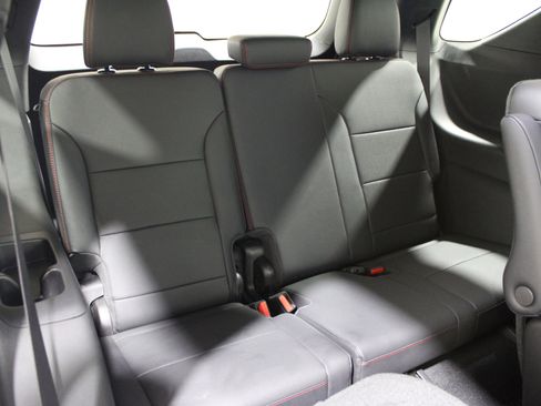 Used 2024 Chevrolet Traverse RS w/ LPO, Floor Liner Package image 24