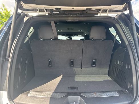 Used 2024 Chevrolet Tahoe Premier RWD image 26