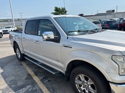 Used 2016 Ford F150 Lariat w/ Equipment Group 502A Luxury AWD/4WD image 8