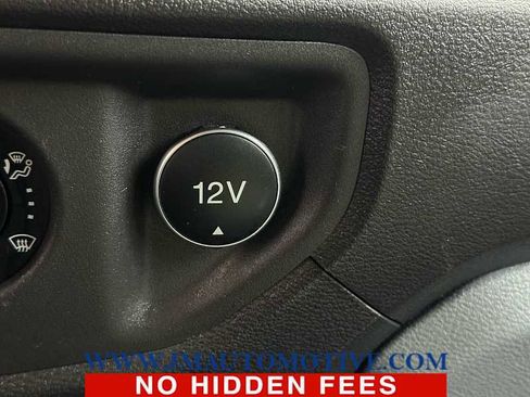 Used 2019 Ford Transit 250 130 Low Roof image 34