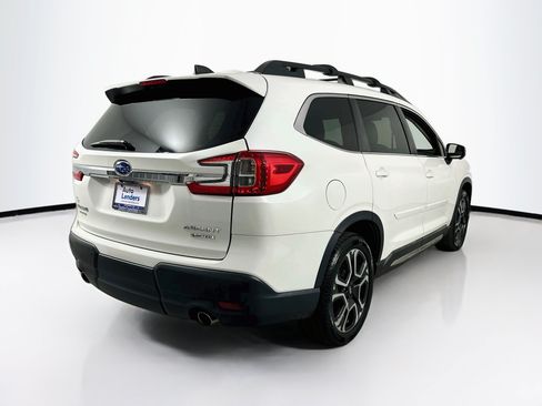 Used 2023 Subaru Ascent Limited w/ Technology Package AWD/4WD image 5