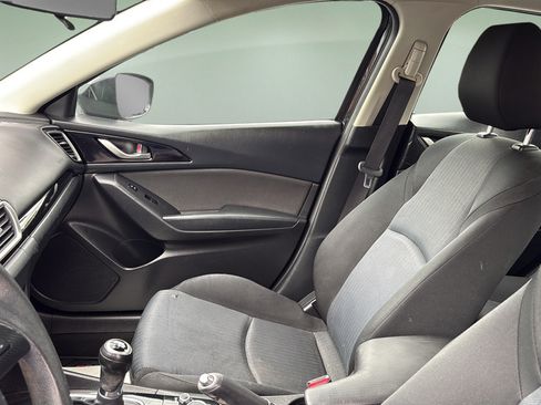 Used 2016 MAZDA MAZDA3 i Sport FWD image 12