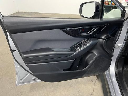 Used 2019 Subaru Crosstrek 2.0i Premium w/ Moonroof Package AWD/4WD image 24