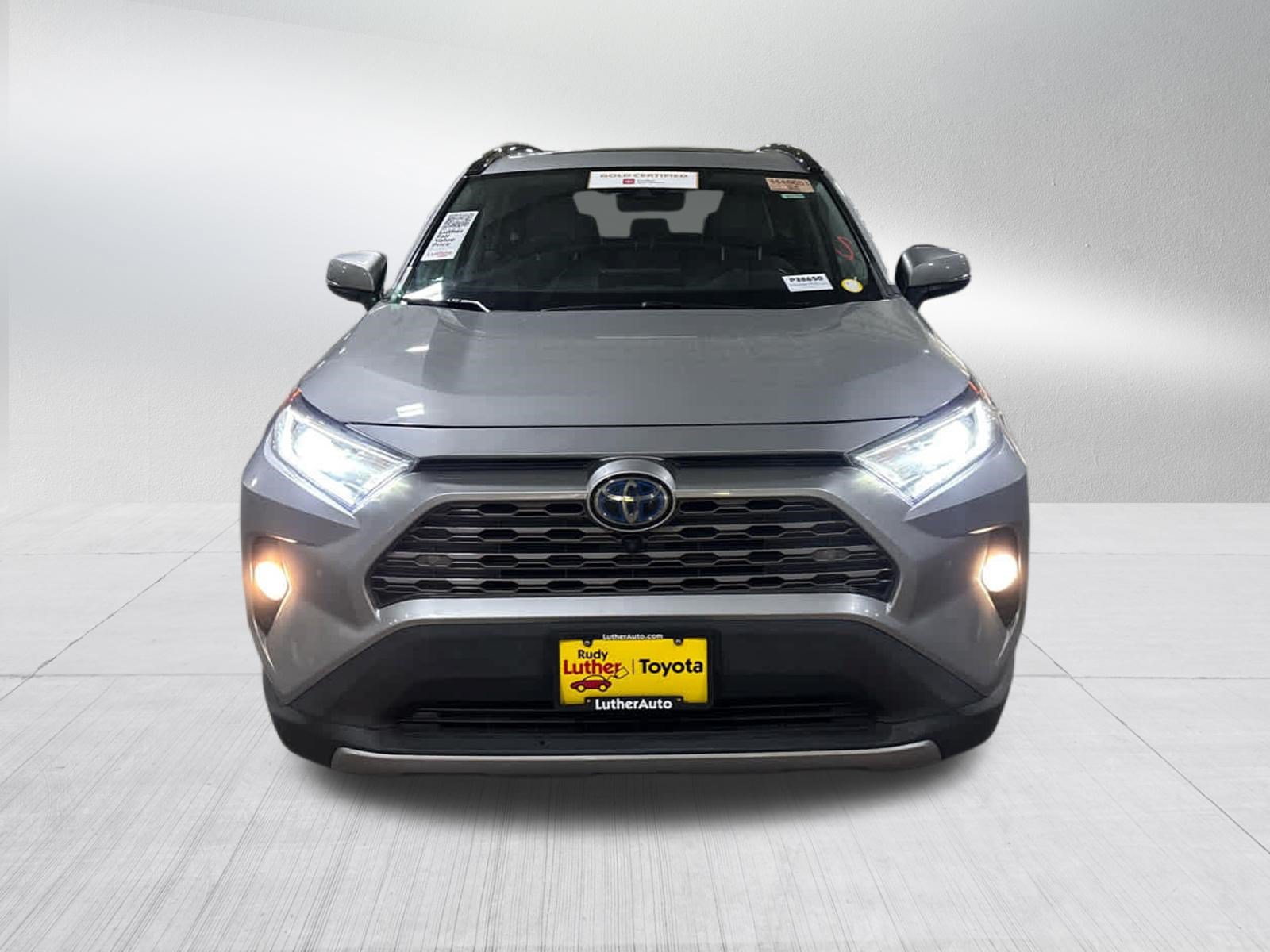 Used 2021 Toyota RAV4 Limited AWD/4WD image 2