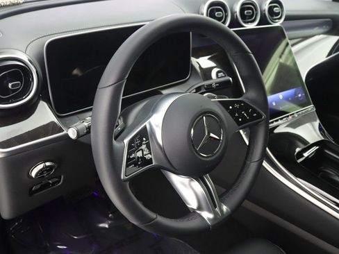 Certified 2025 Mercedes-Benz GLC 350e 4MATIC image 17