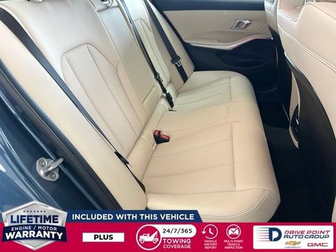 Used 2025 BMW 330i xDrive Sedan w/ Premium Package AWD/4WD image 30