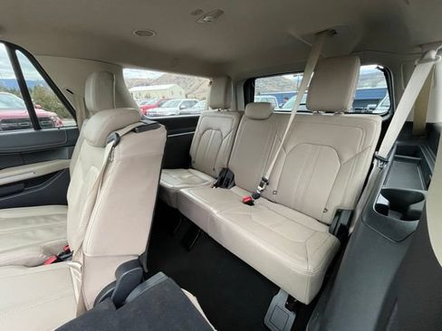 Used 2024 Ford Expedition Max Limited AWD/4WD image 9