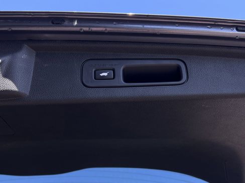 Used 2024 Honda Odyssey Touring image 42