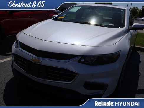 Used 2016 Chevrolet Malibu Premier w/ Driver Confidence Package II FWD image 11
