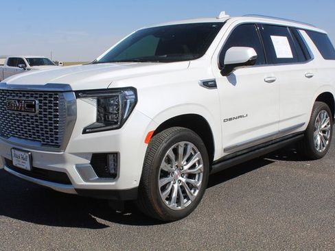 Used 2024 GMC Yukon Denali w/ Advanced Technology Package image 10