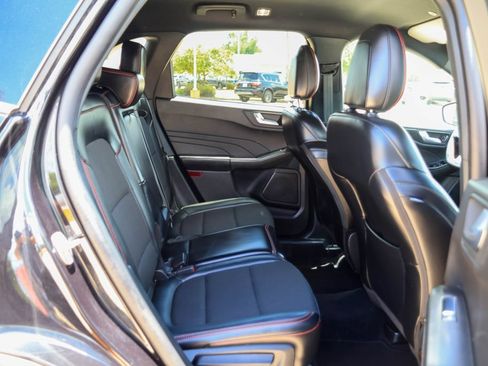 Used 2025 Ford Escape ST-Line AWD/4WD image 10