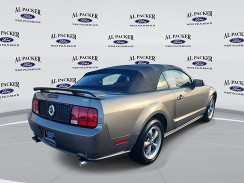 Used 2005 Ford Mustang GT image 5