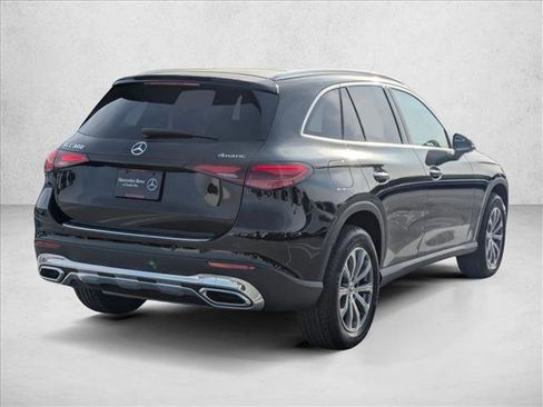 New 2026 Mercedes-Benz GLC 300 GLC 300 image 2