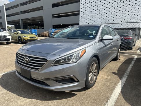 Used 2015 Hyundai Sonata SE w/ Option Group 09 image 10