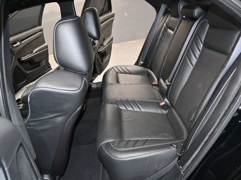 Used 2023 Chrysler 300 C RWD image 18