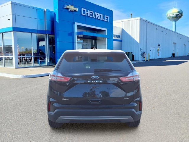 Used 2023 Ford Edge SEL AWD/4WD image 4
