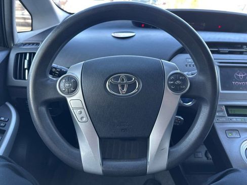 Used 2013 Toyota Prius Two image 14