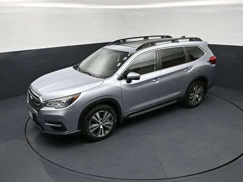 Used 2022 Subaru Ascent Limited w/ Technology Package AWD/4WD image 14