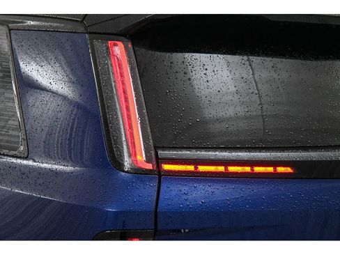 New 2026 Cadillac Vistiq Sport image 26