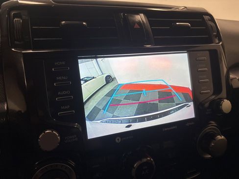 Used 2024 Toyota 4Runner TRD Off-Road Premium image 21