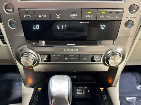 Used 2021 Lexus GX 460 Premium w/ Premium Package AWD/4WD image 24