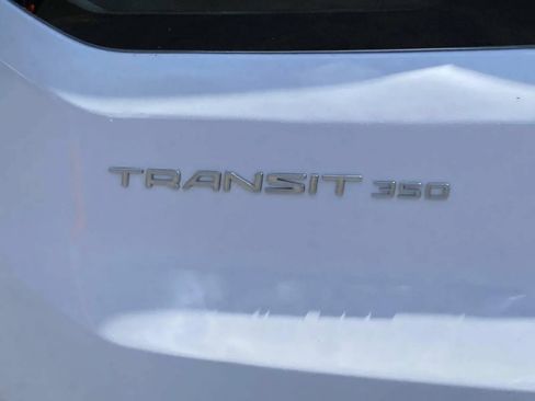 Used 2019 Ford Transit 350 XLT RWD image 8