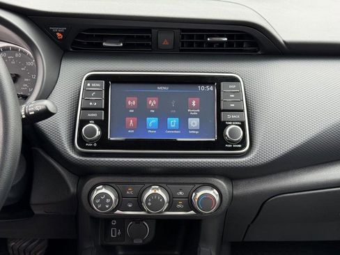 Used 2024 Nissan Kicks S FWD image 16