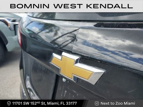 Used 2021 Chevrolet Equinox LS image 10