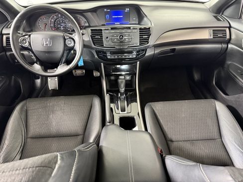 Used 2016 Honda Accord Sport image 9
