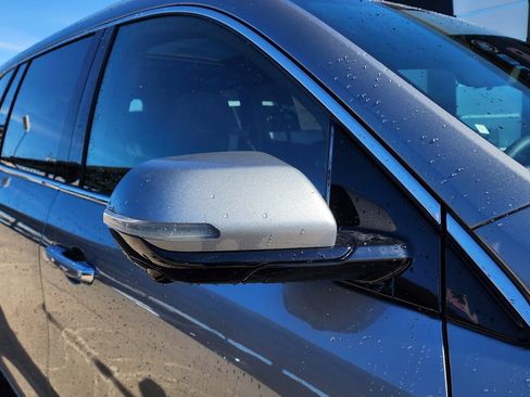 New 2026 Buick Enclave Avenir image 11