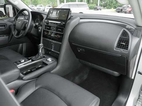 Used 2023 Nissan Armada SV w/ Cargo Package AWD/4WD image 41