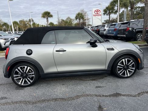 Used 2023 MINI Cooper S image 11