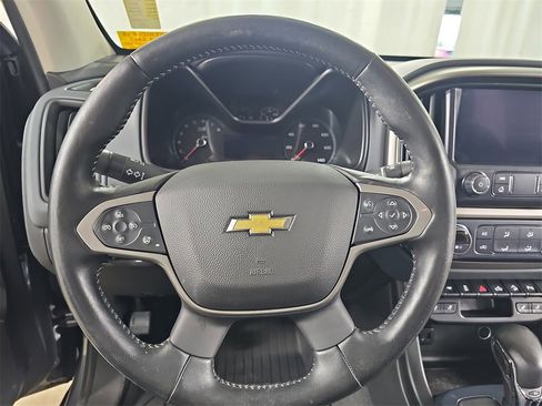 Used 2022 Chevrolet Colorado Z71 image 26