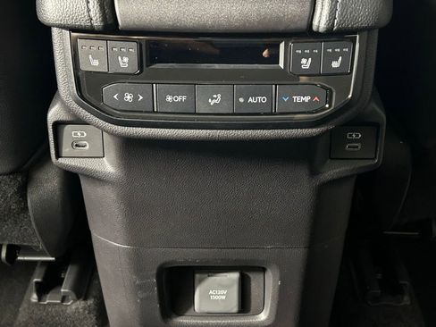 Used 2025 Toyota Grand Highlander AWD Hybrid image 19