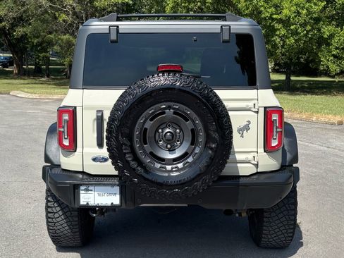 Used 2022 Ford Bronco Everglades AWD/4WD image 6