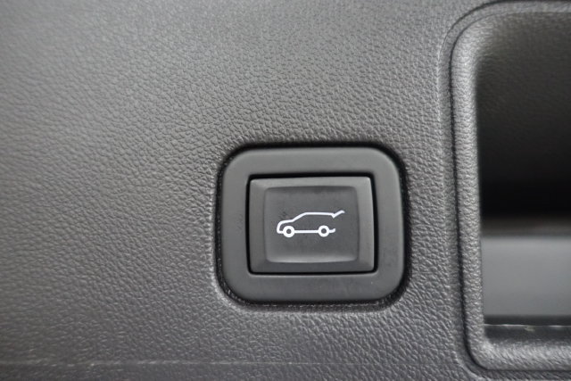 Used 2024 GMC Terrain AT4 w/ Tech Package AWD/4WD image 24