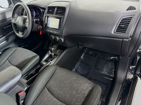 Used 2023 Mitsubishi Outlander Sport ES AWD/4WD image 29