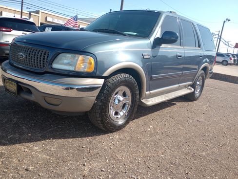 Used 2002 Ford Expedition Eddie Bauer RWD image 3