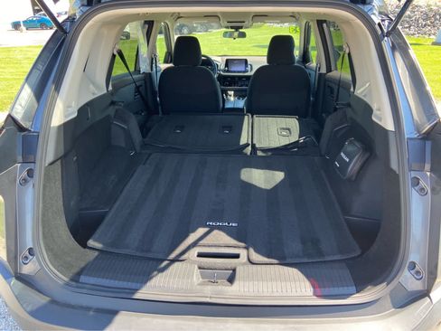 Used 2023 Nissan Rogue S AWD/4WD image 15