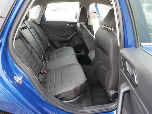 Certified 2024 Volkswagen Jetta SE image 19