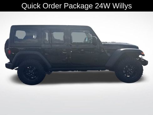 Used 2024 Jeep Wrangler Willys image 2