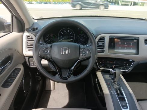 Used 2018 Honda HR-V EX-L image 18